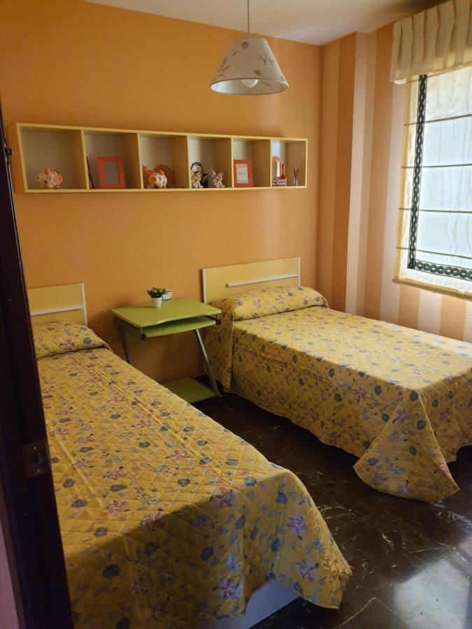 Vandelvira Parking Gratis Climatizado Apartment Jaen Luaran gambar